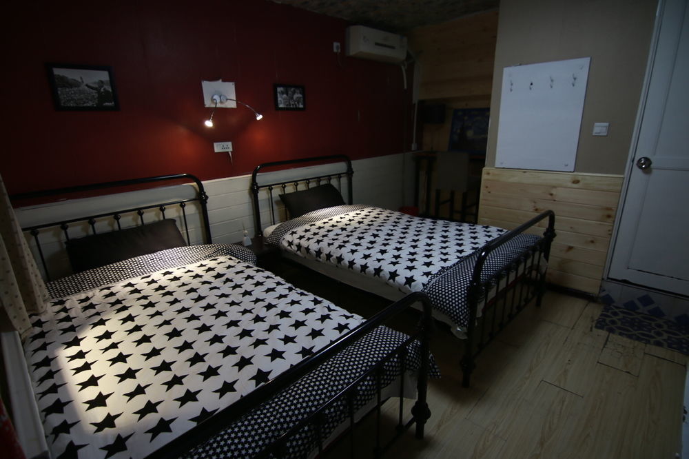 Djmt Universal Guest House Xi'an  Esterno foto